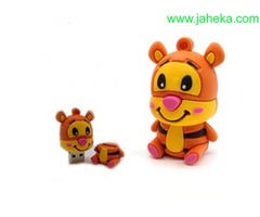PEN DRIVE 8GB - AMIGOS DE POOH - TIGER